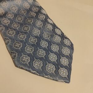 Valentino Men’s Tie Embroider Thick Woven Luxury
